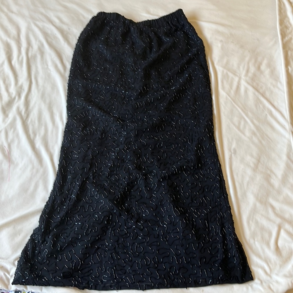 Vintage Bernadette Black 100% Natural 100% Silk Back Slit Long Skirt Size 14